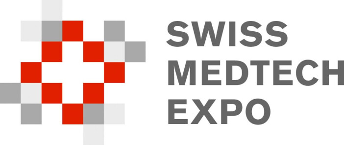 Logo der Swiss Medtech Expo mit einer stilisierten roten und grauen Pixelgrafik, die ein Schweizer Kreuz bildet. Daneben steht der Schriftzug „SWISS MEDTECH EXPO“ in grauer Schrift auf weissem Hintergrund.